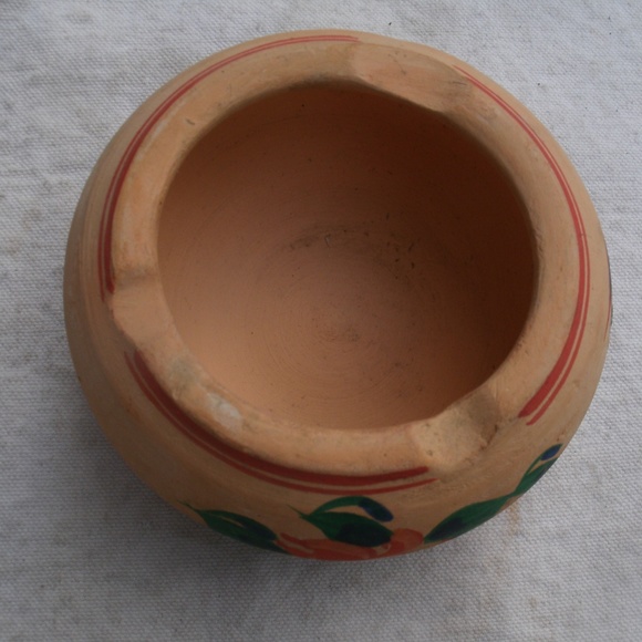 Vintage Handmade Pottery Ashtray signed by artist - Picture 7 of 8
